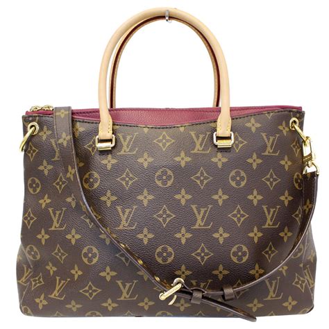 pallas monogram louis vuitton